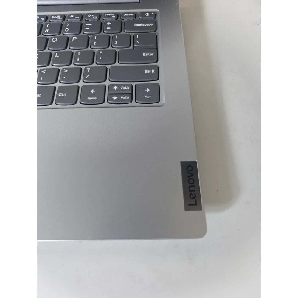 Lenovo IdeaPad Slim 1-14AST-05 AMD A6-9220E 1.6GHz 4 GB 64 GB EMMC